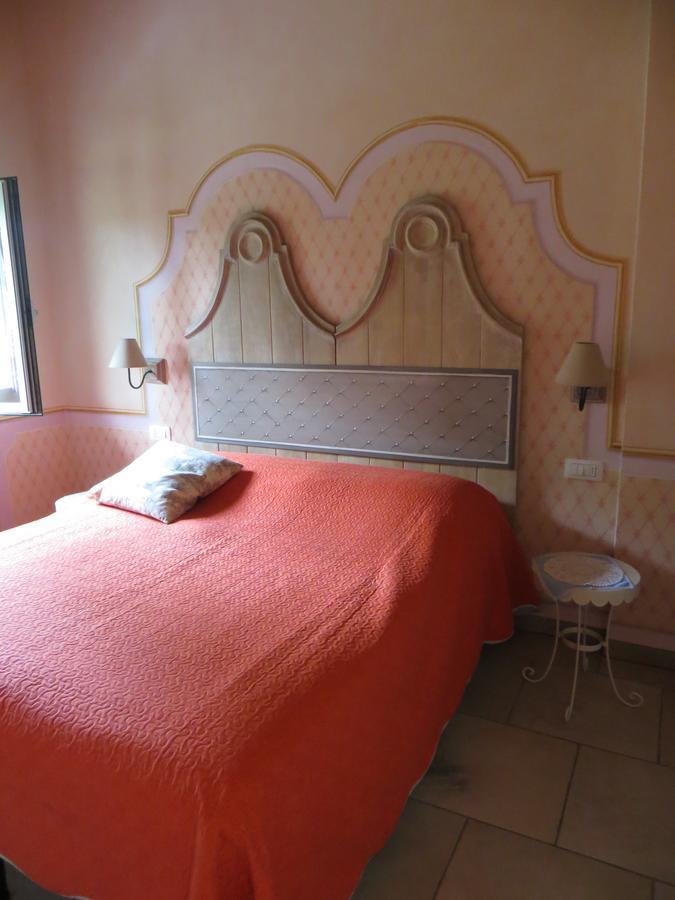 B&B Il Rovere Gattico ภายนอก รูปภาพ
