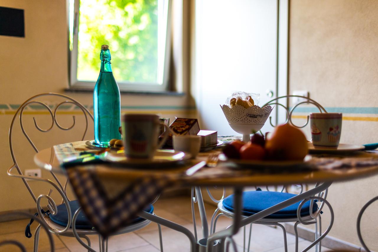 B&B Il Rovere Gattico ภายนอก รูปภาพ